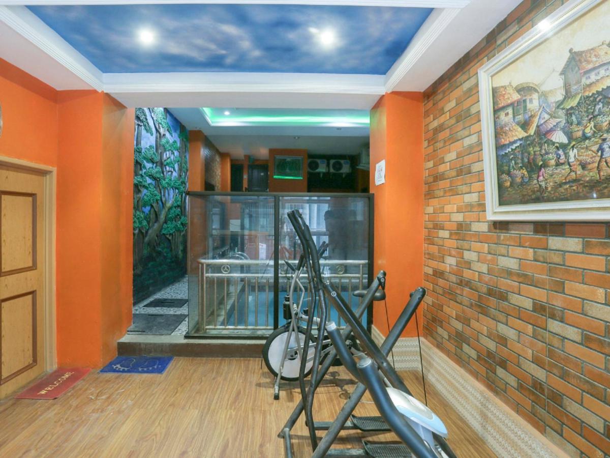 Oyo Life 3520 Indoniaga Palace Тангеранг Екстериор снимка